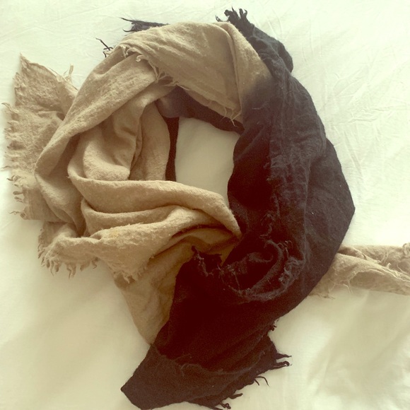 Wilfred Accessories - Wilfred Gloomy Days Blanket Wilfred Accessories - Wilfred Gloomy Days Blanket